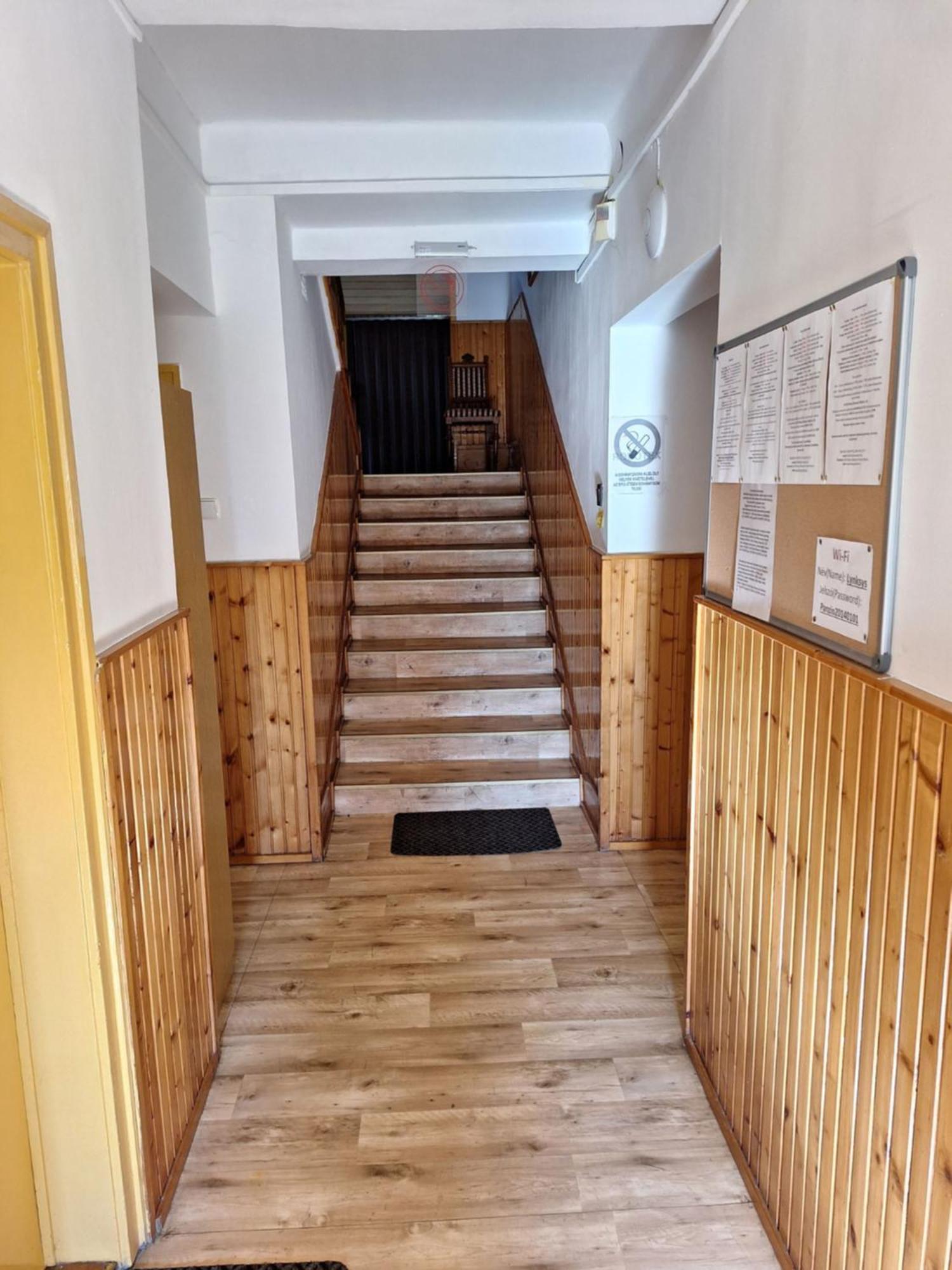 Bed and Breakfast Fenyő Panzió Mezőkövesd Exterior foto